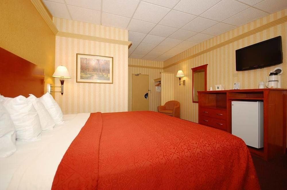 Hotel Quality & Kansas - I-70 East