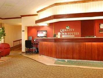 Quality & Kansas - I-70 East Independence